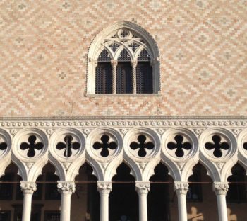Gevel dogepaleis venezia - Giotto Cultuurprojecten